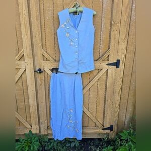 Virgo II Embroidered Blue Skirt & Vest Set Size 8